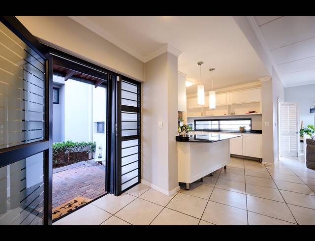 3 BEDROOM TOWNHOUSE FOR SALE IN PAULSHOF